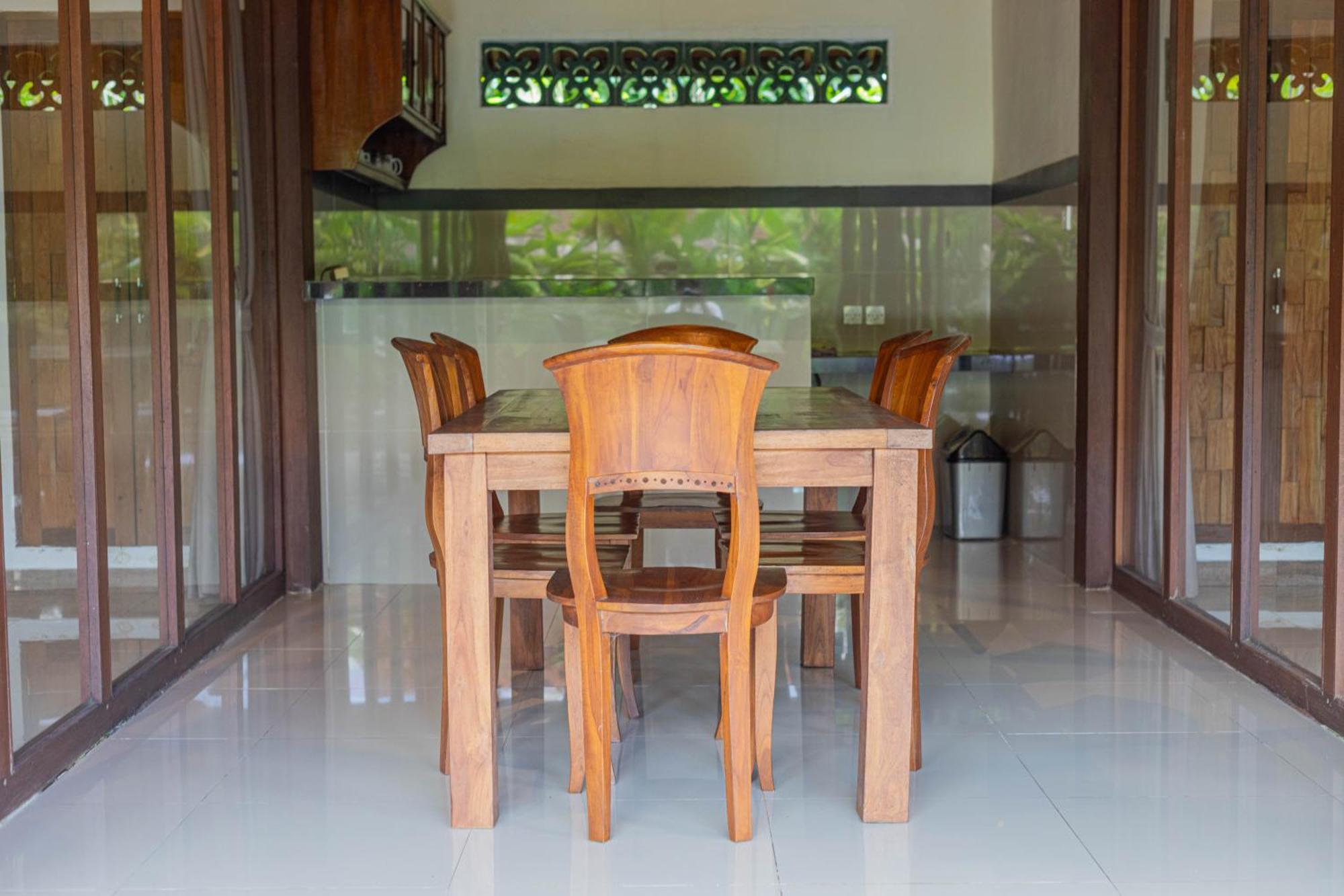 Sari Bamboo Bungalows Ubud Rum bild
